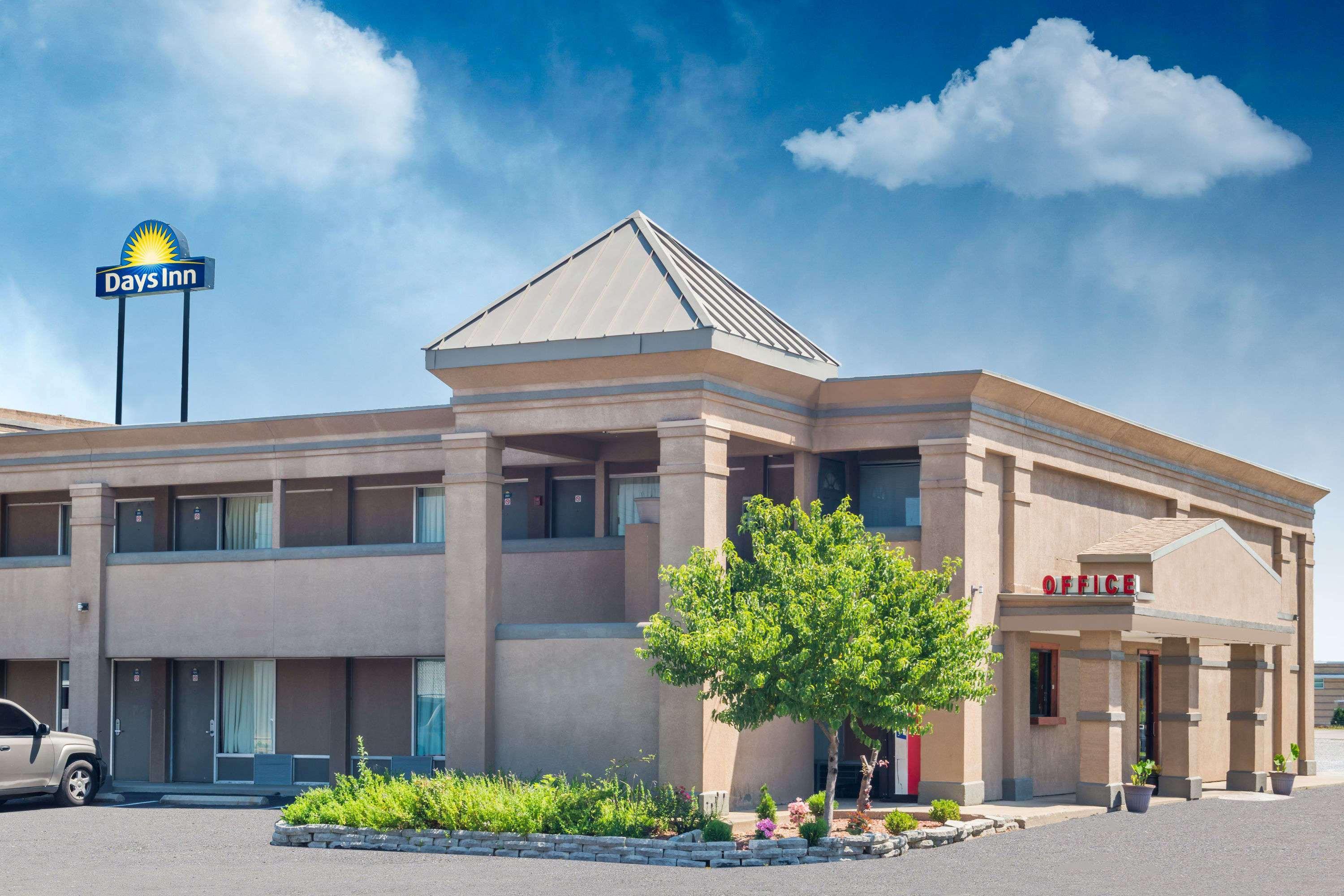 Days Inn By Wyndham Mt. Sterling Маунт-Стерлінг Екстер'єр фото