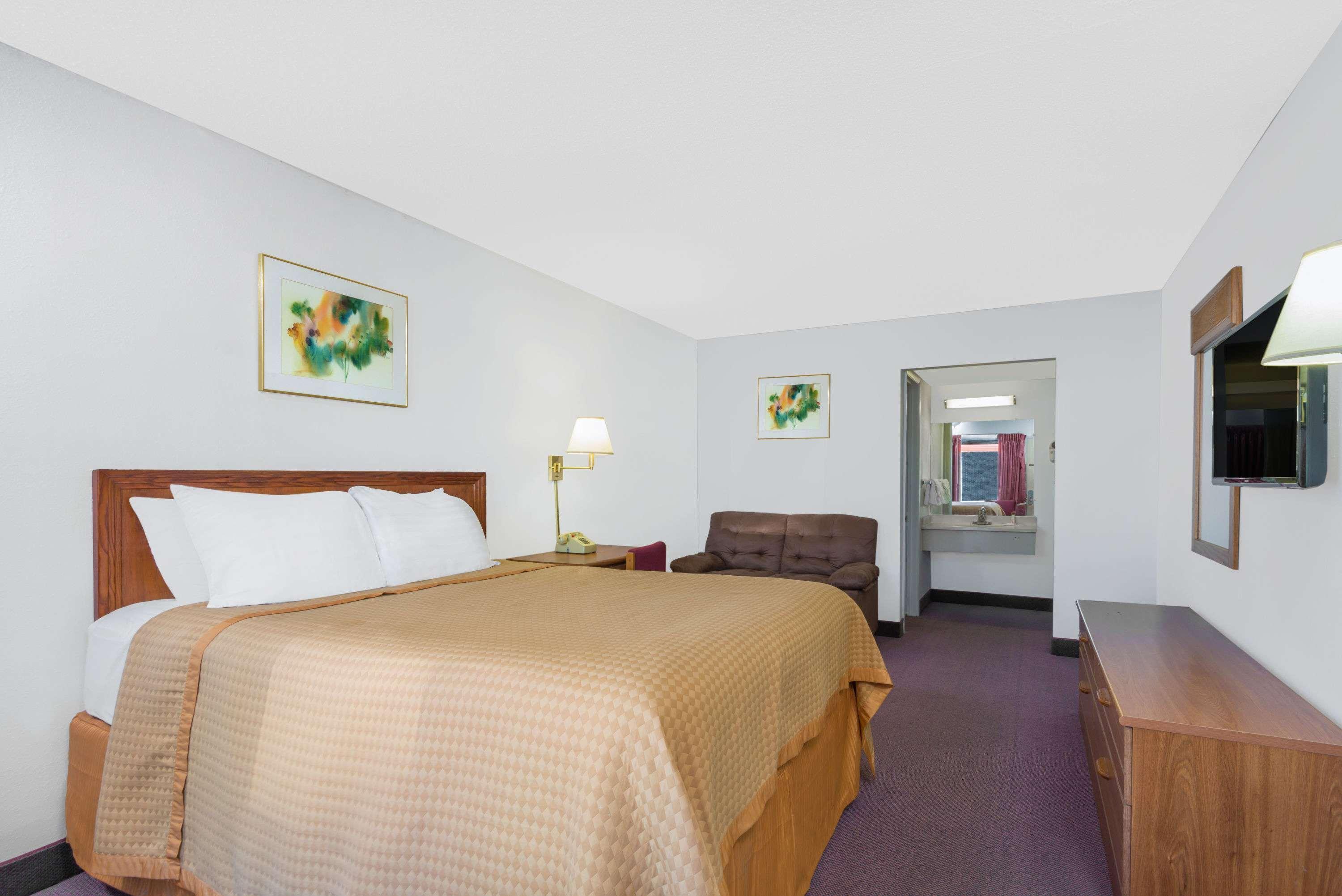 Days Inn By Wyndham Mt. Sterling Маунт-Стерлінг Екстер'єр фото