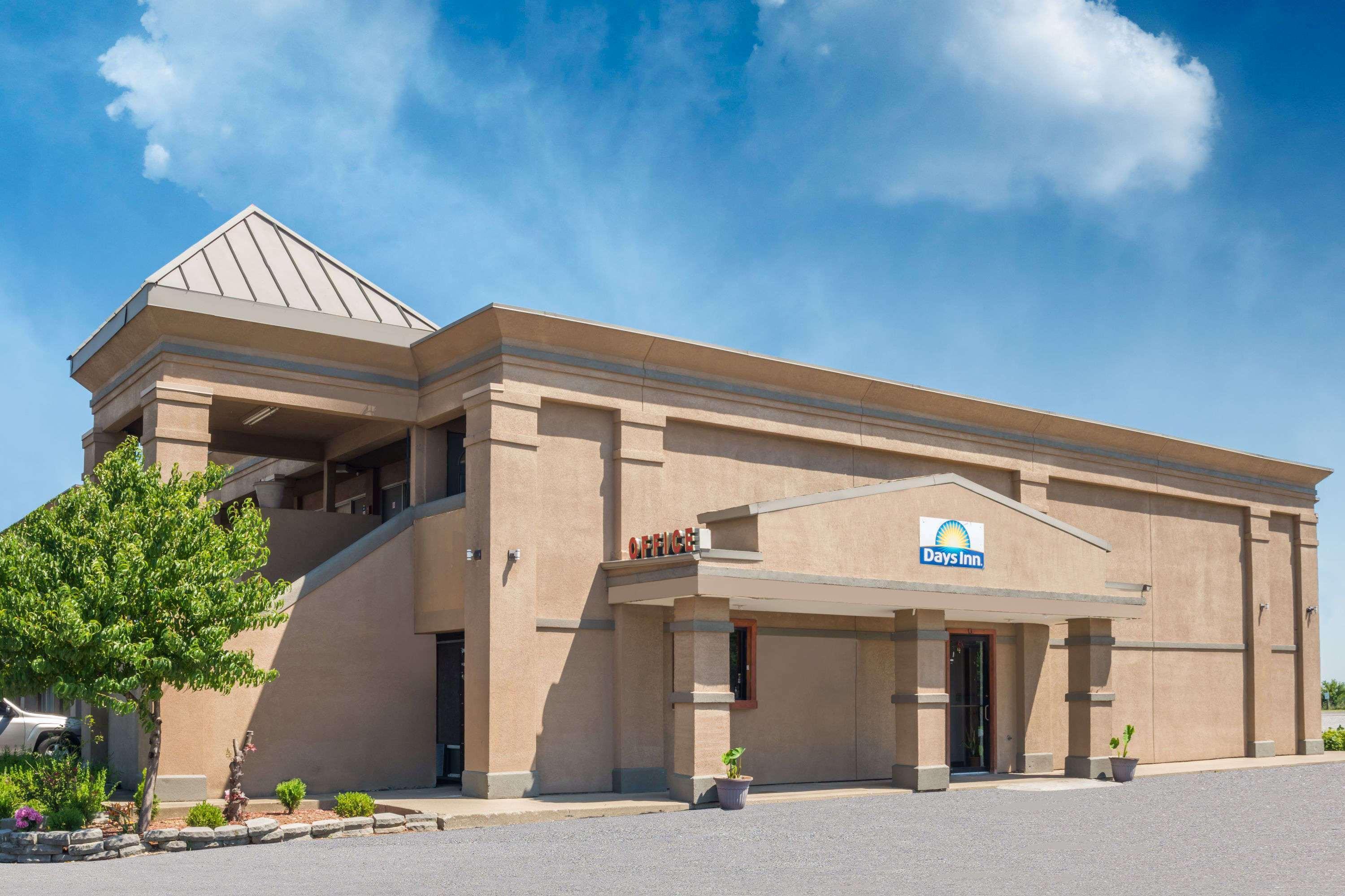 Days Inn By Wyndham Mt. Sterling Маунт-Стерлінг Екстер'єр фото