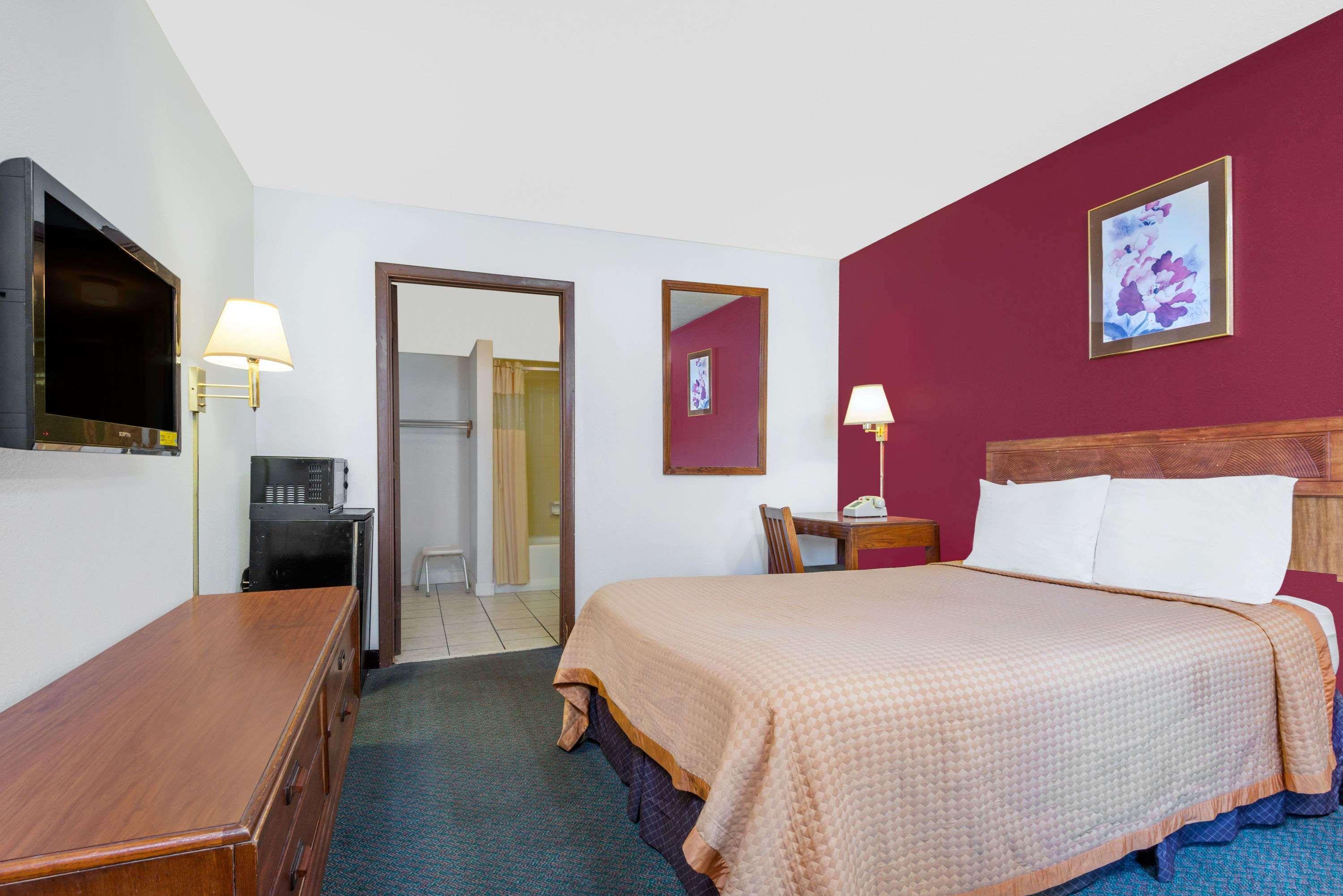 Days Inn By Wyndham Mt. Sterling Маунт-Стерлінг Екстер'єр фото