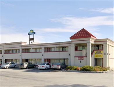Days Inn By Wyndham Mt. Sterling Маунт-Стерлінг Екстер'єр фото
